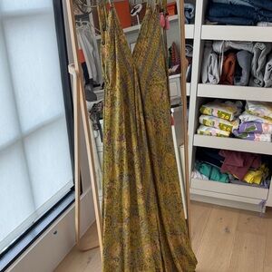 Elegant Yellow Paisley Maxi Dress